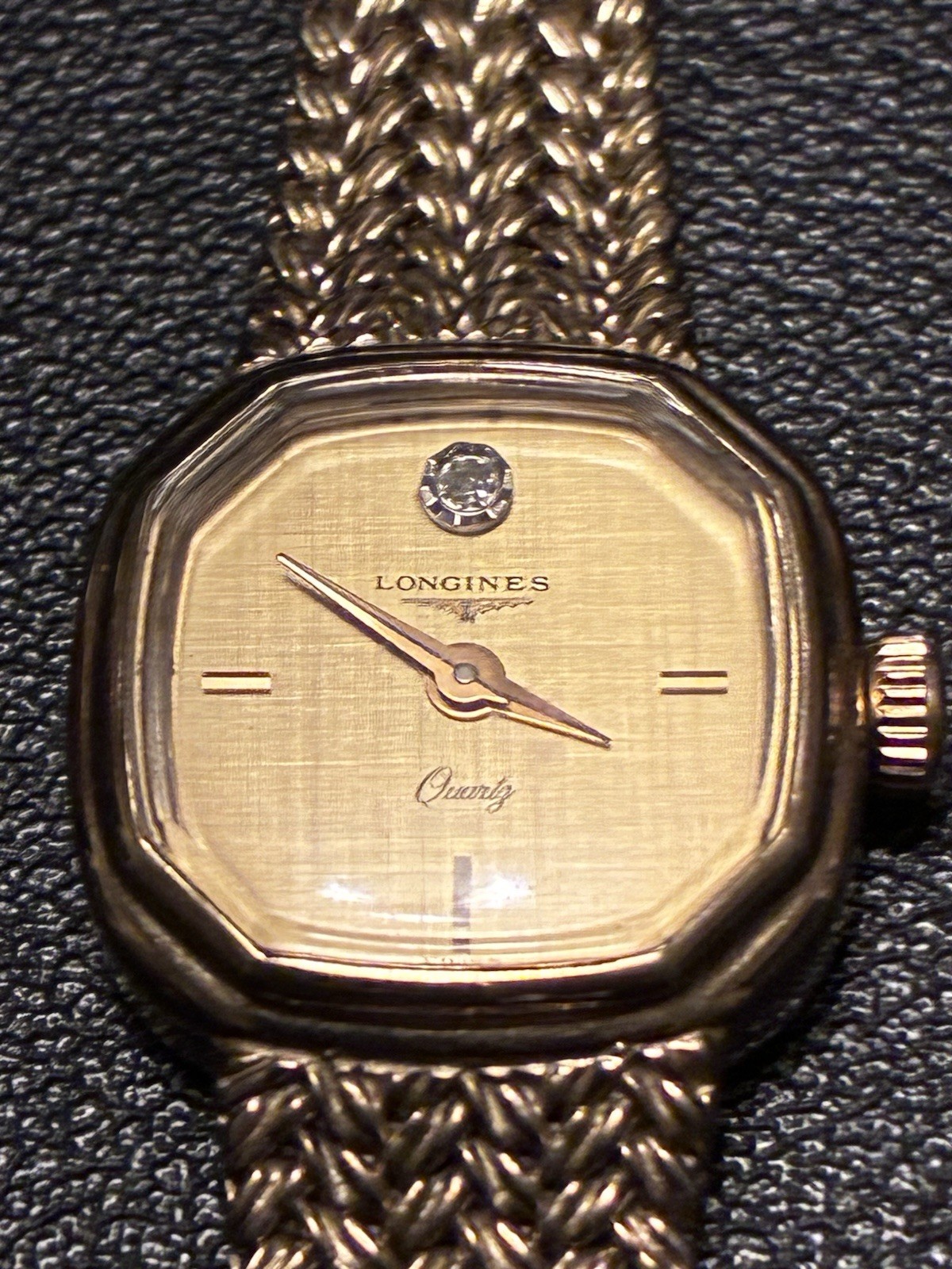 Longines Quartz Ladies Wristwatch. Gold Filled Bezel & Wristband. 6″ L x 0.5″ W.