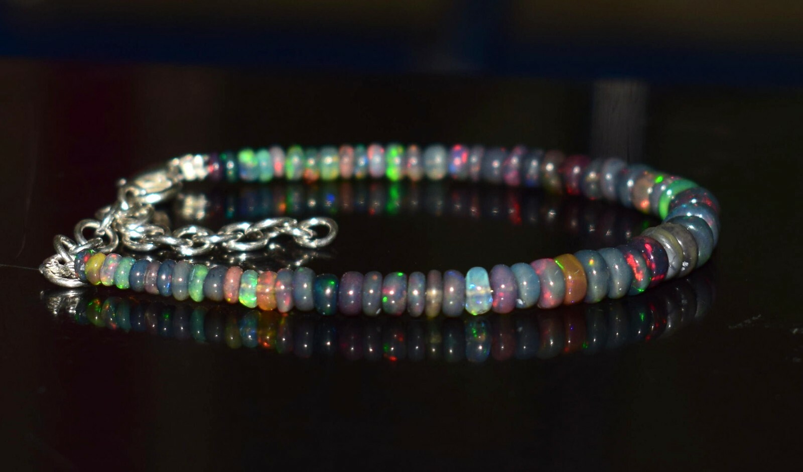 7.5″Natural Ethiopian Wello Fire Opal Gemstone Fire Black Beads Bracelet F01147