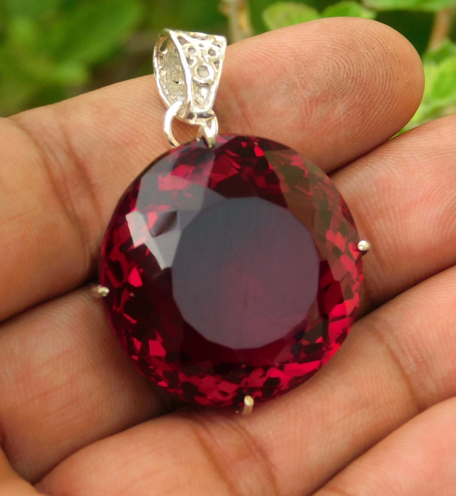 104.15cts. Natural Round Cut Madagascar Red Ruby Sterling silver Pendant