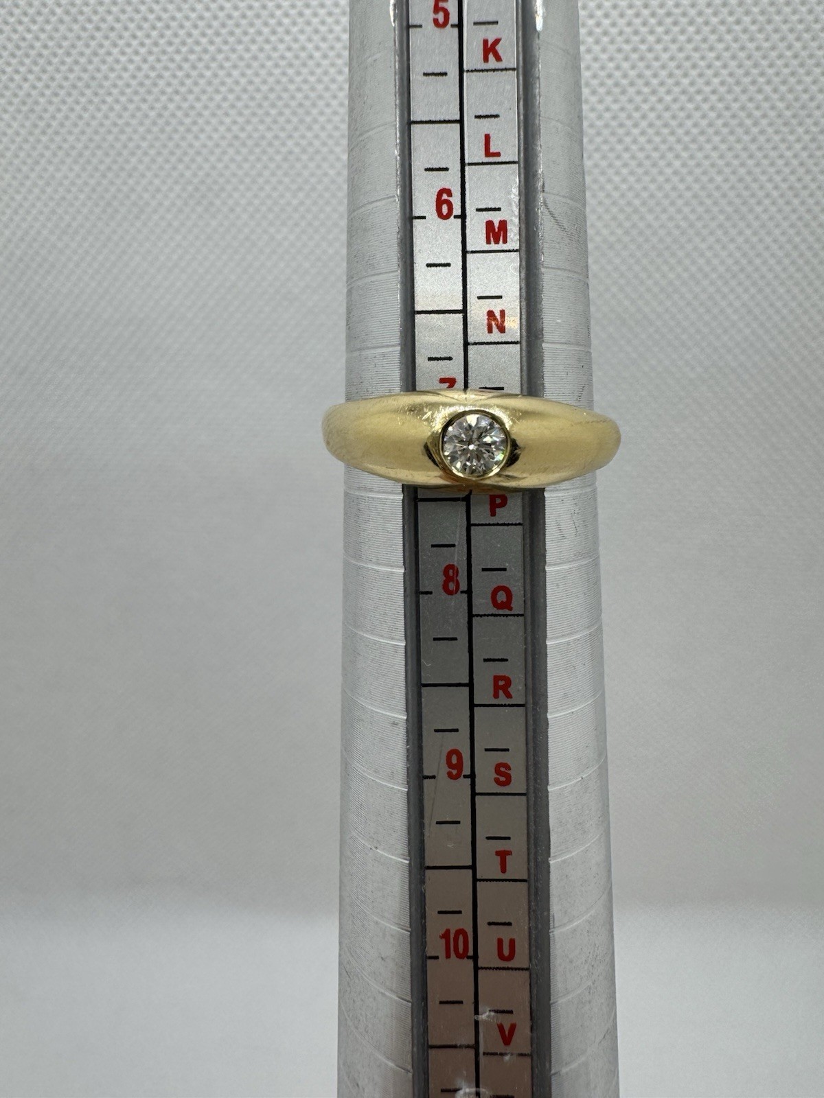 Contemporary 14k Yellow Gold Gypsy Ring Size ~7.25 Natural Diamond