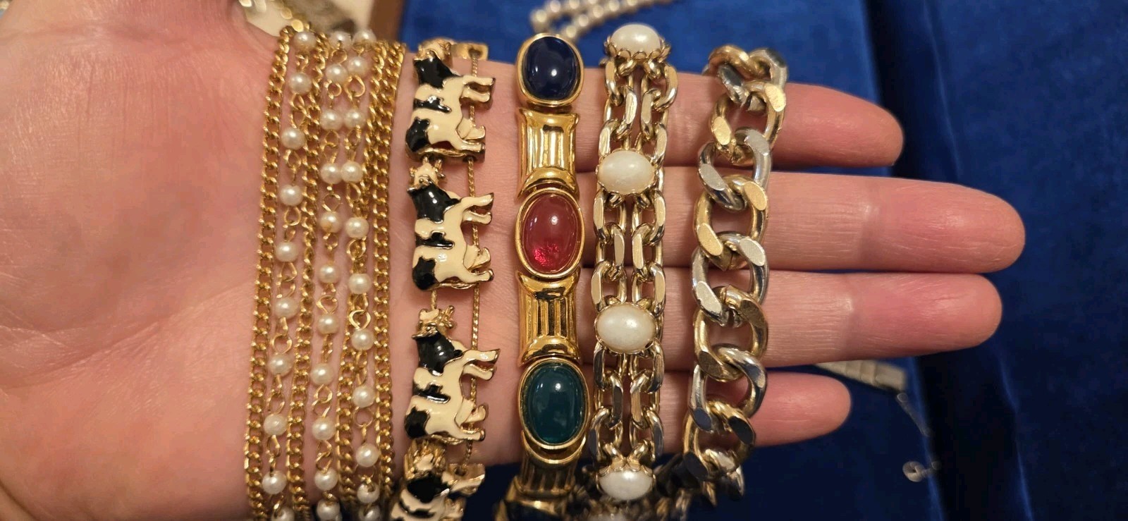 Vintage Mod Bracelet Lot Of 40.dainty.12 Signed Monet Joan Rivers Avon Henri…