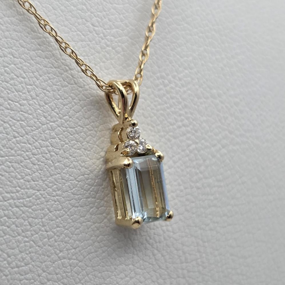 16″ 14K Yellow Gold Emerald-Cut Aquamarine & Diamond Accent Pendant Necklace