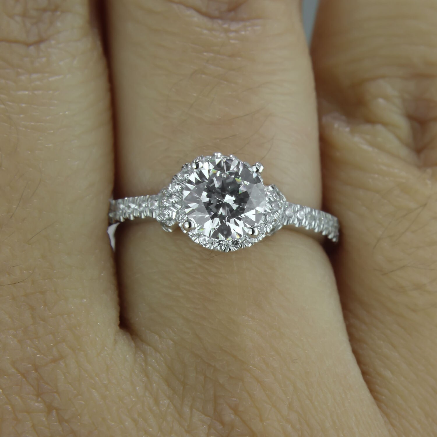1.53 CT F/VS2-SI1 Sparkling Round Cut Diamond Engagement Ring 14K White Gold