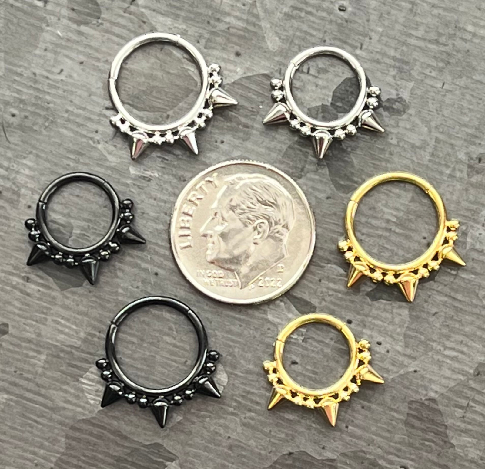 1pc Hinged Segment Ring Septum Clicker Spikes & Double Balls Helix Cartilage 16g
