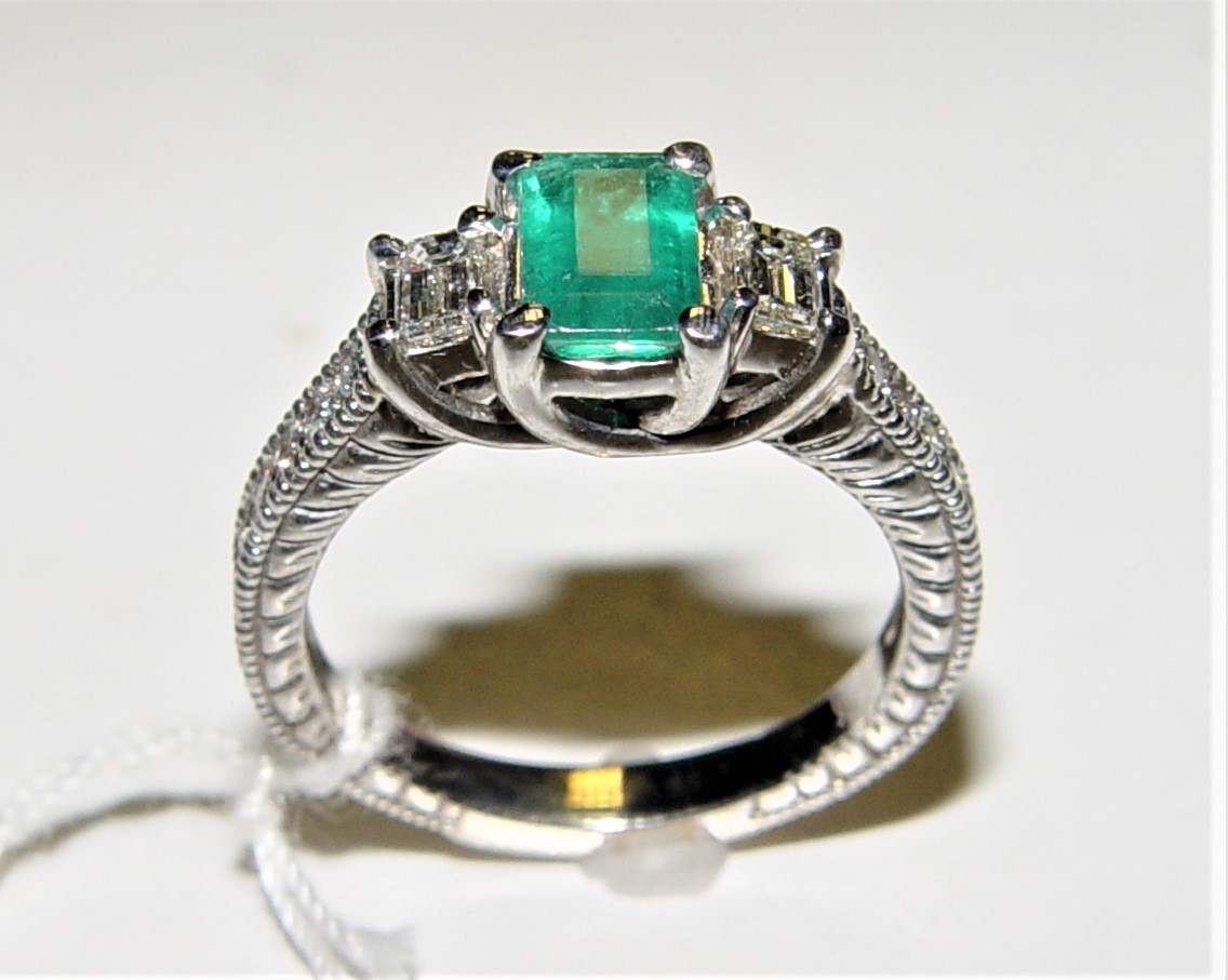 Classy 0.77CT Emerald & 0.47CT Diamond Filigree Ring 18K gold s-6.5