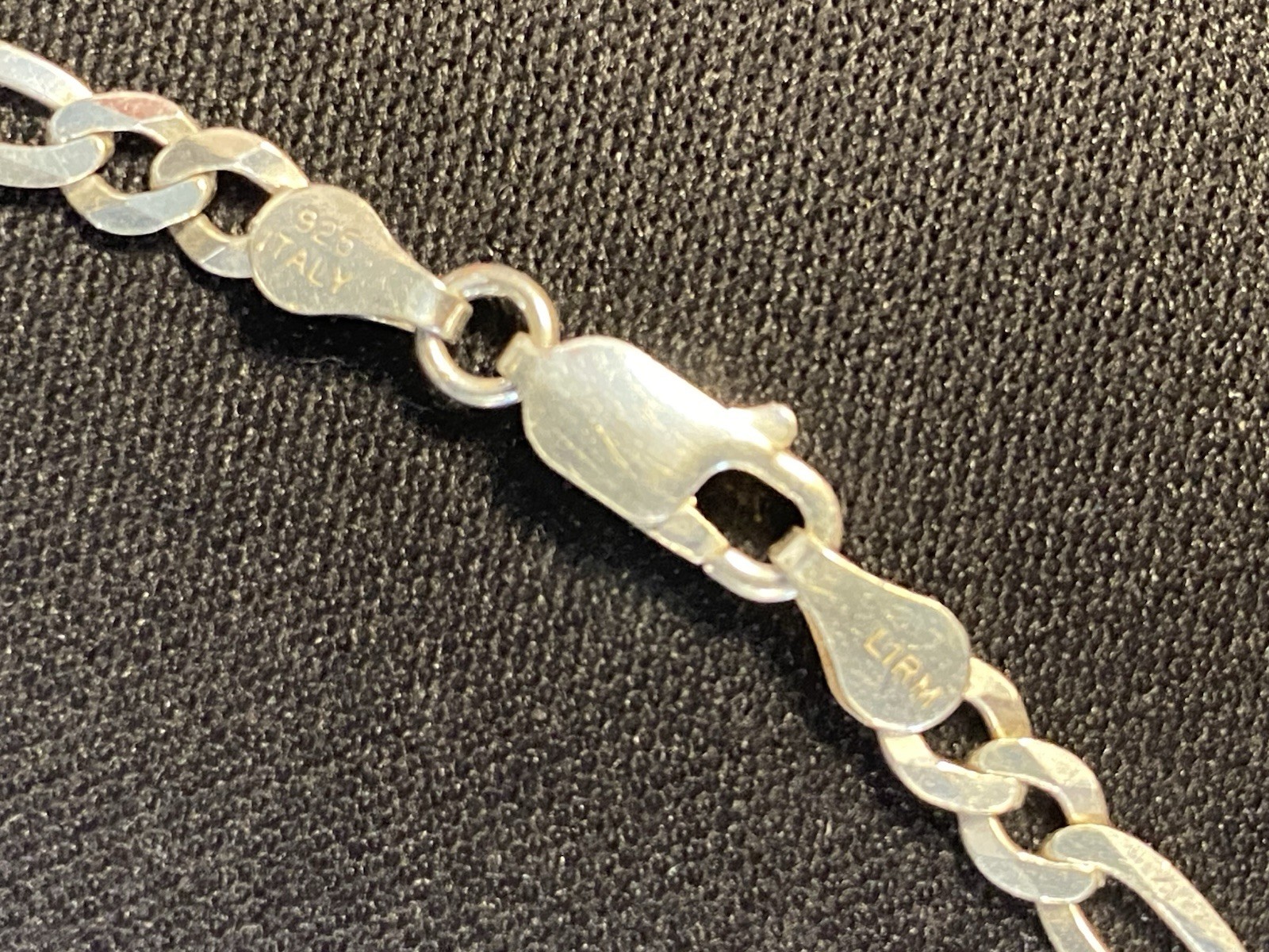 925 Sterling Silver Necklace 22″ – 6mm Italian Figaro Style Men’s FREE SHIPPING!