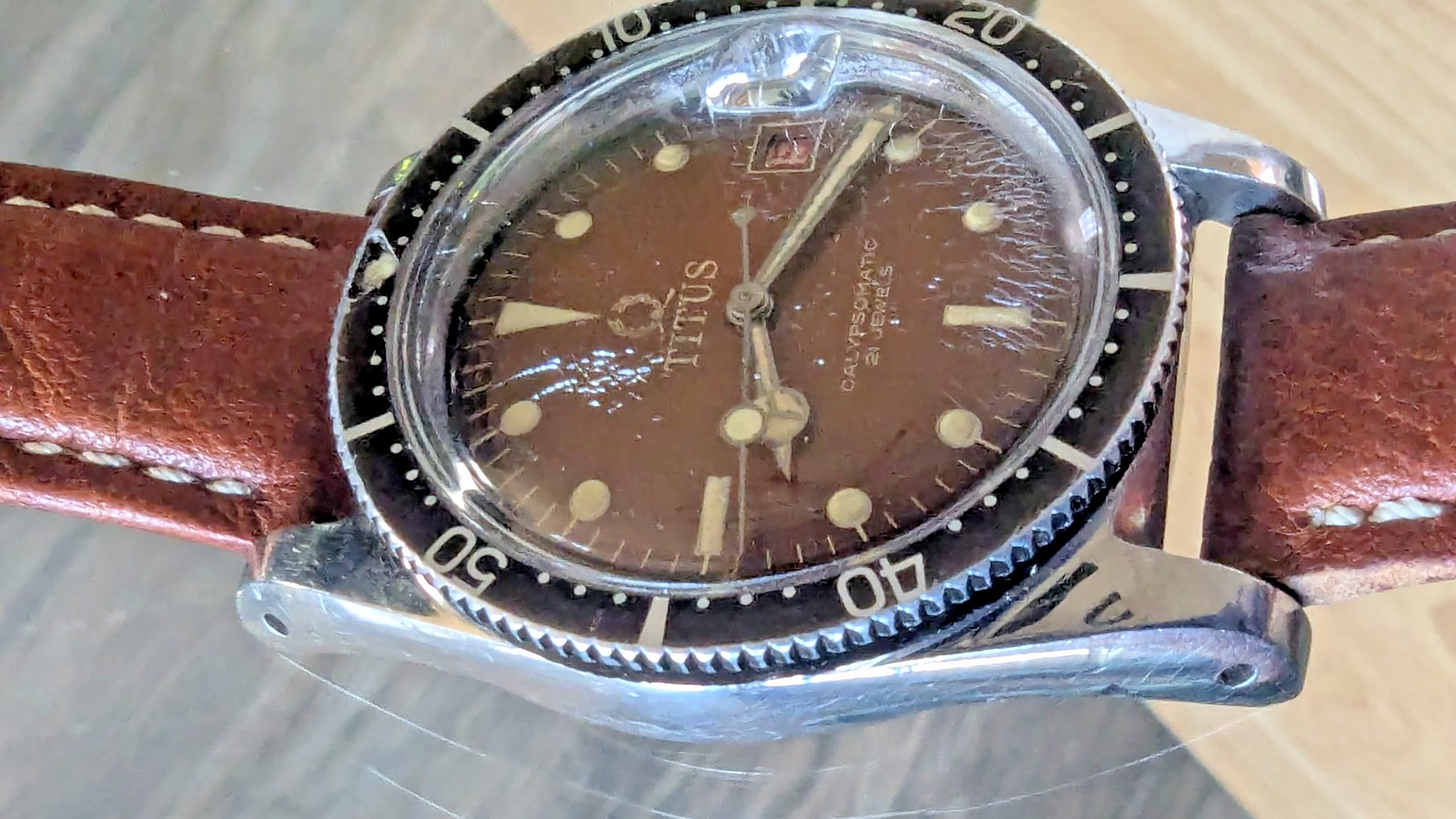 Vintage Titus Calypsomatic 7085 RARE Brown Dial Big Crown Model Caliber ETA 2472