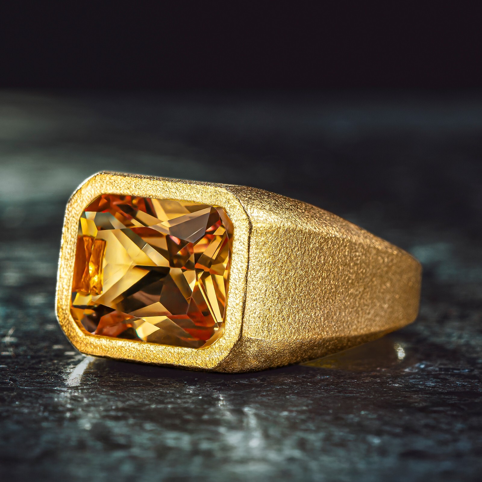 925 Sterling Silver Gold Color Changing Zultanite Stone Alexandrite Mens Ring