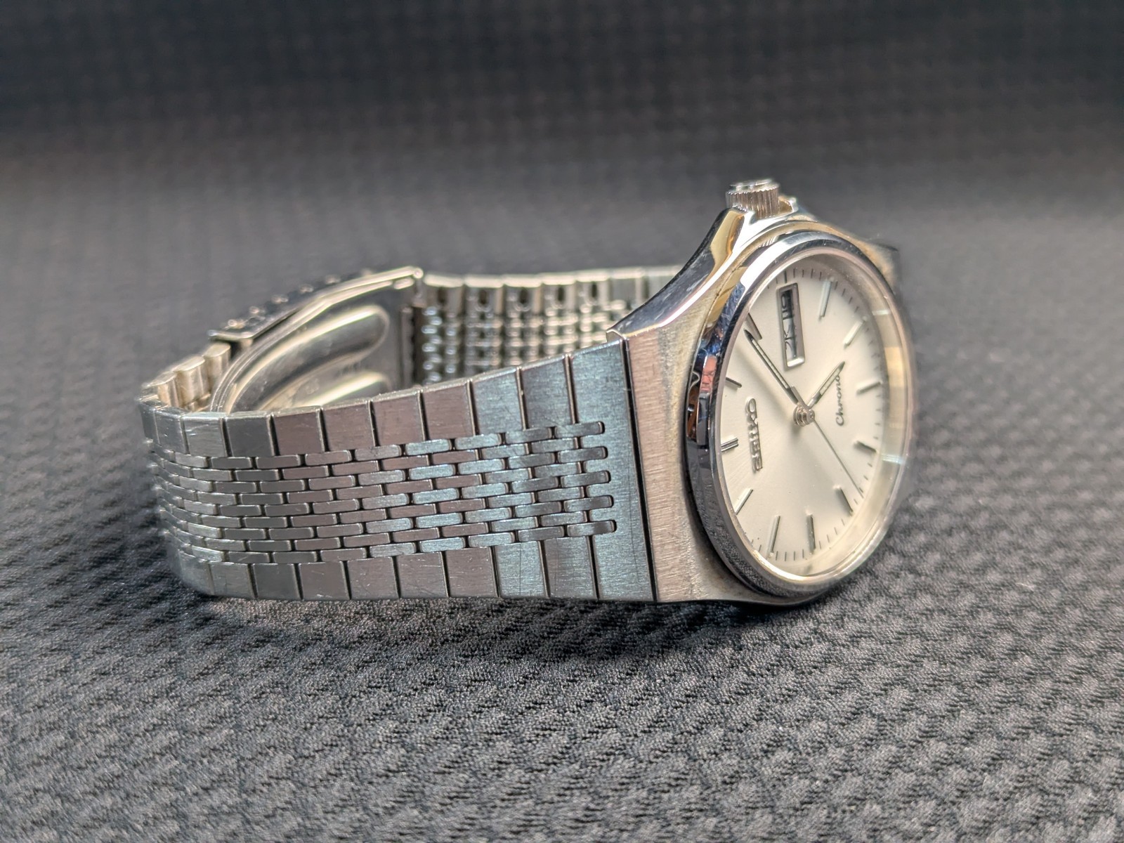Vintage Seiko Chronos 5H23-7D20 Quartz Day Date Kanji Stainless Mens Watch 6.5″