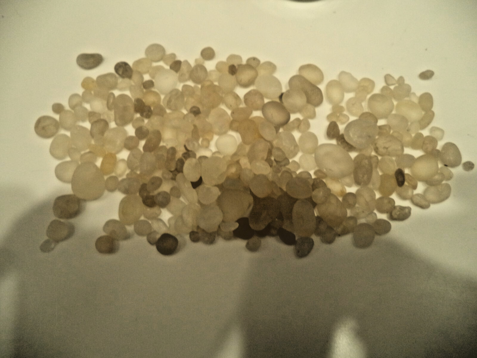 Topaz Crystal Stone ?? 0.2 to 4 Carat Very Small Pieces 83 gram Lot