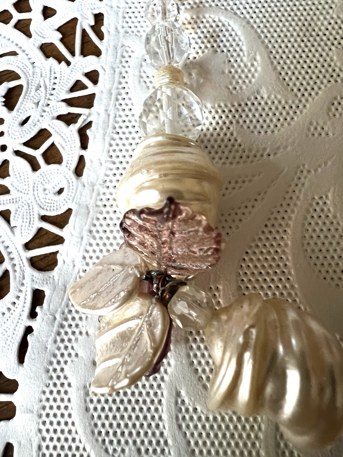 Vintage Venetian Clear, Purple, & Faux Pearl Flower Bead Art Glass Necklace 18″