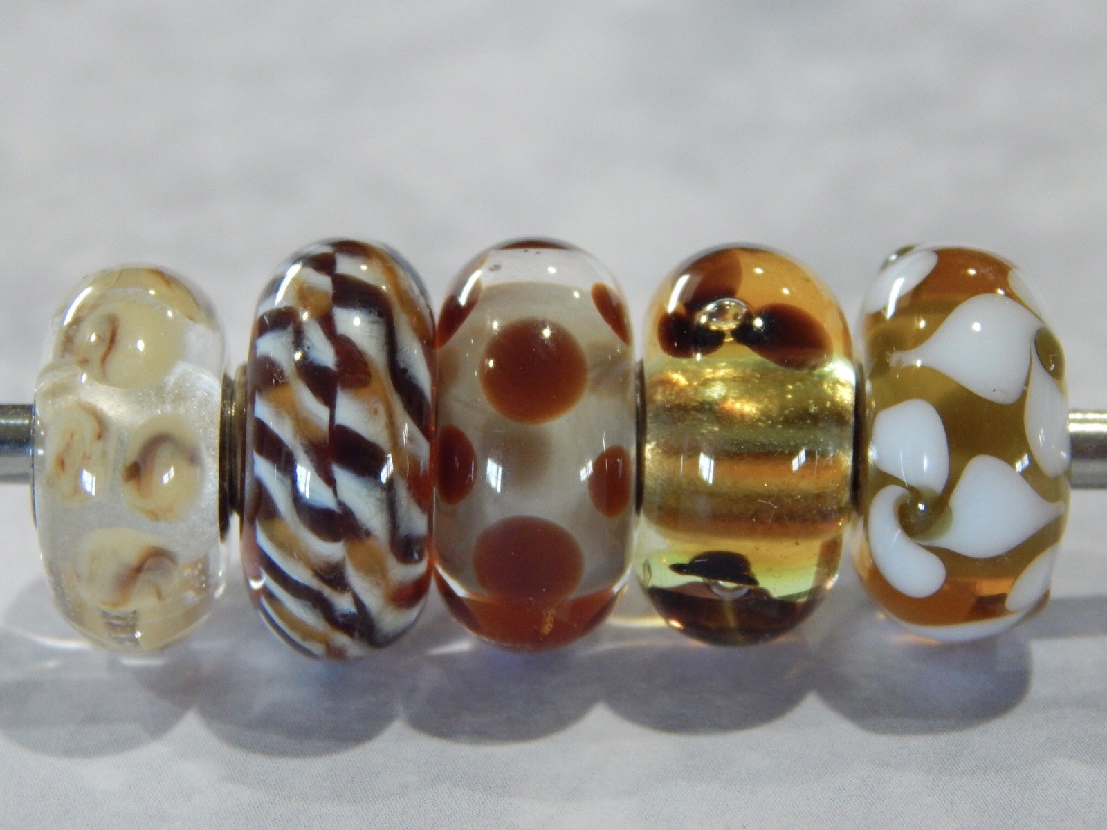 TROLLBEADS Fur Dot BEAD #1 RARE & RETIRED 2008 MUSEUM BEAD (ONE BEAD) NEW!