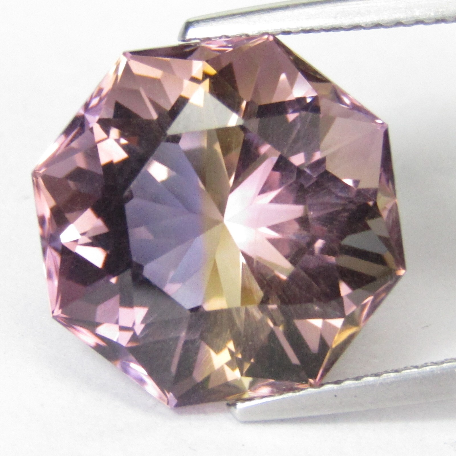 13.90Cts Delightful Natural Bolivian Ametrine 15mm Octagonal Cut Gemstone