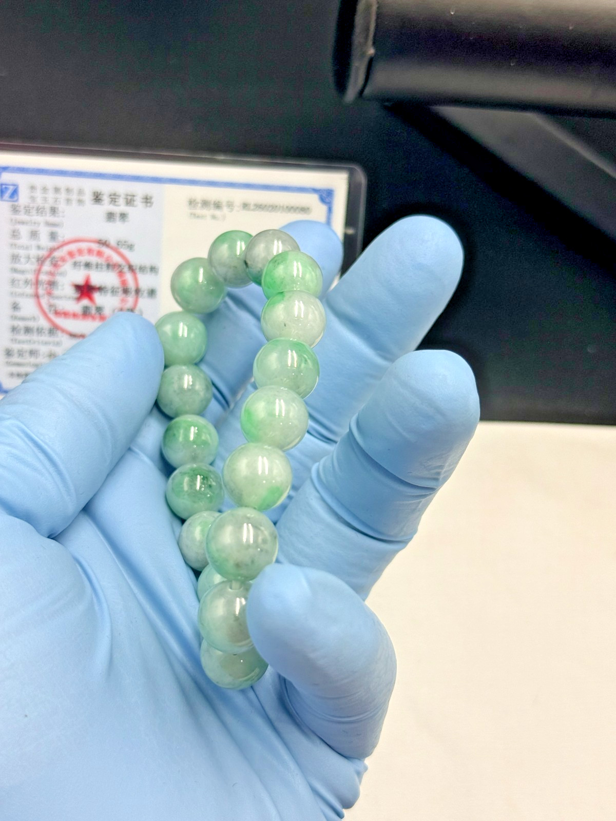Certified Natural Jadeite Jade Beaded Bracelet Spicy Green 11.8 mm #100080