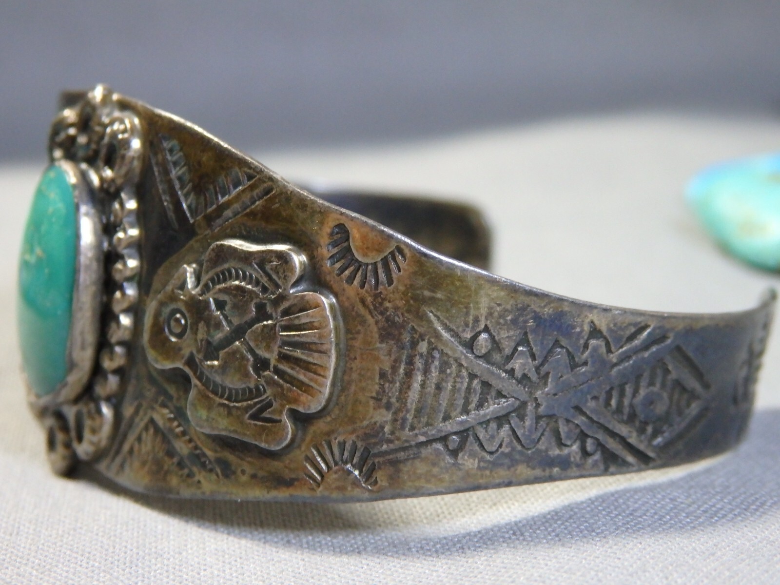 Fred Harvey Era NAVAJO Blue Gem TURQUOISE Sterling Silver THUNDERBIRD Bracelet