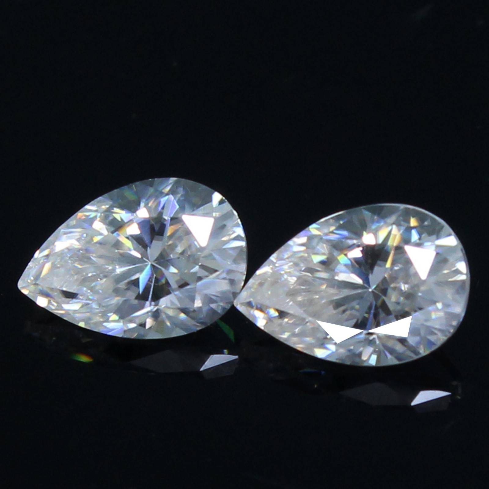 Natural Certified DE Color VVS1 Excellent Cut 2.5×4 MM Pear Pair White Diamond