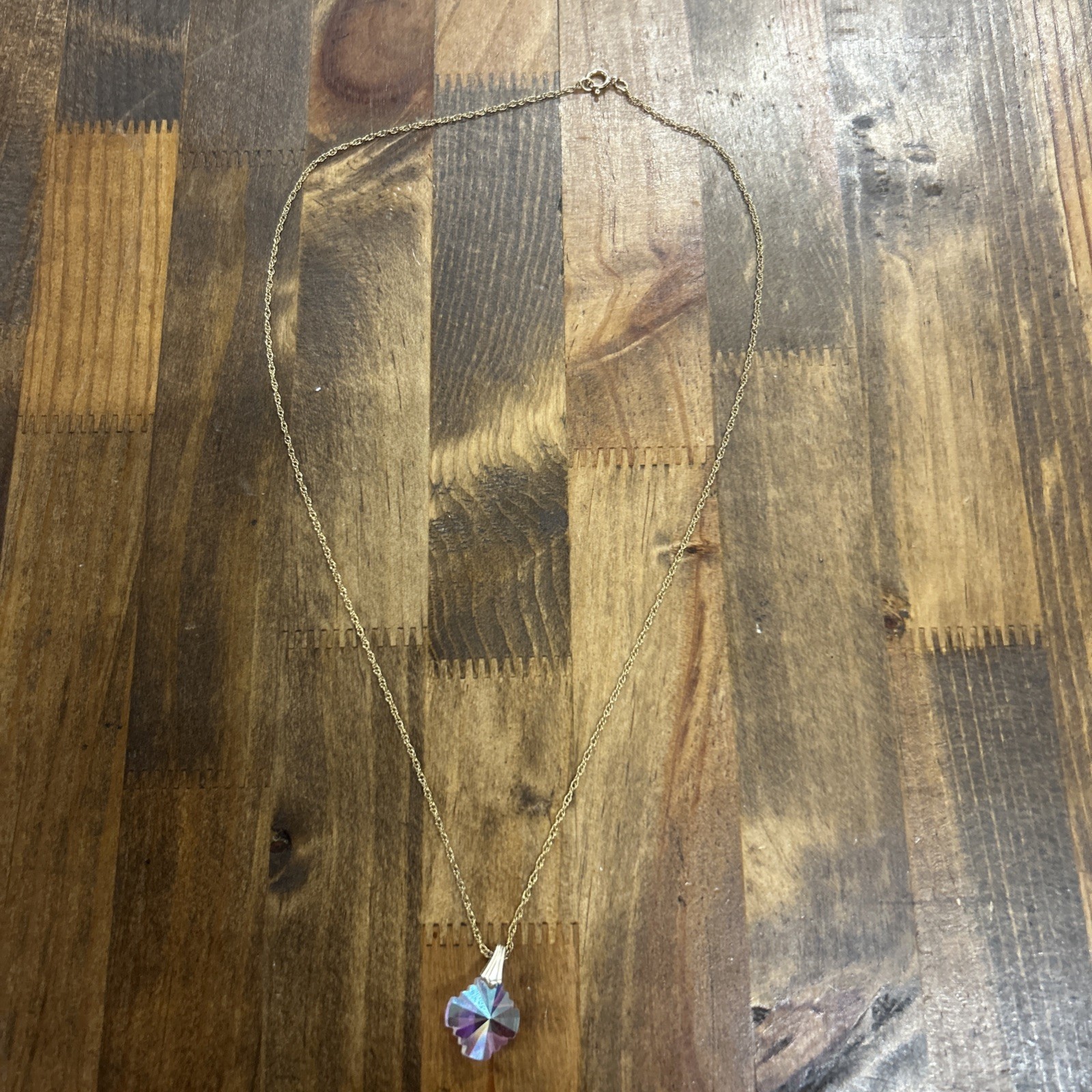 19” 14k 1/20 Gf Rope Chain Iridescent Stone Pendant 2.9 Grams