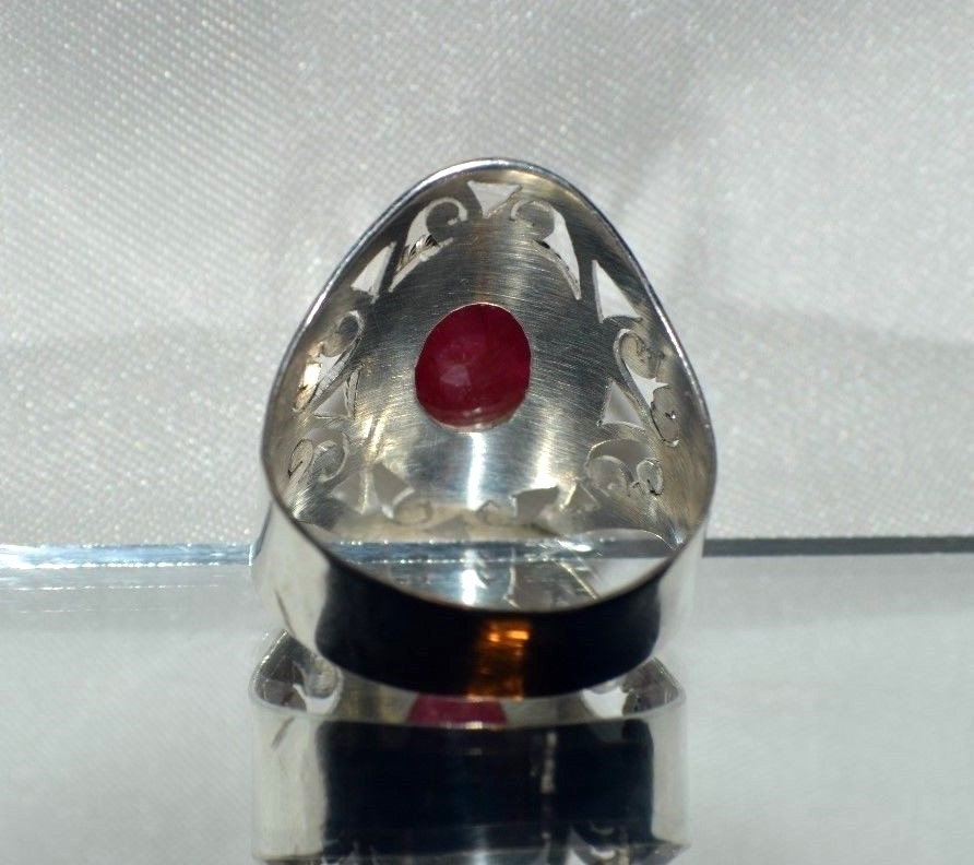 7.00 ct. 14X10mm NATURAL AFRICAN RED RUBY QUARTZ GYPSY RING .