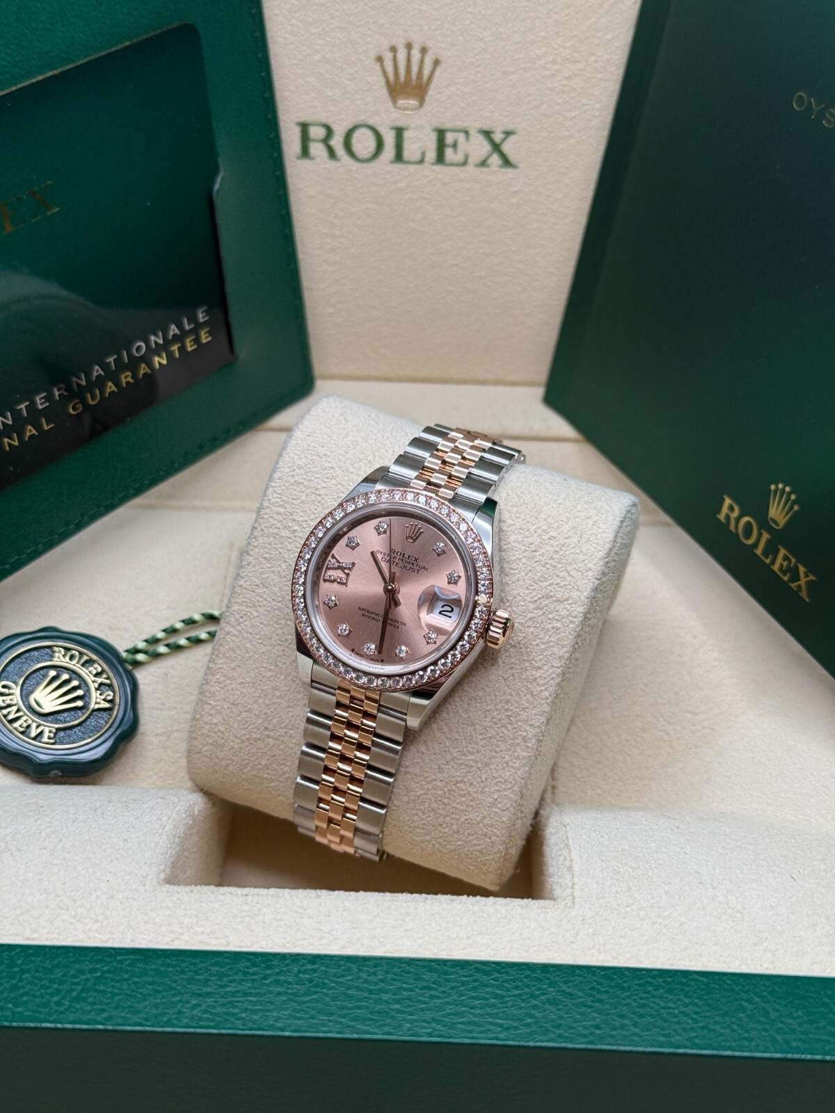 Rolex Lady-Datejust NEW 2024 Pink Star Diamond Dial Two Tone Rose Gold Jubilee