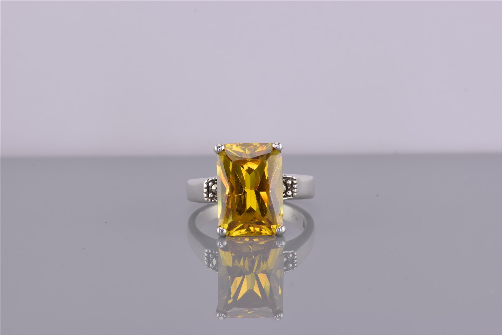 ACi Sterling Silver Yellow Emerald Cut Solitaire Marcasite Band Ring 925 Sz: 6