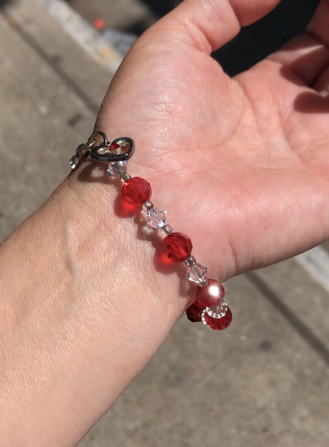 Red Crystal Bracelet, Metal Cord, Quite Shining