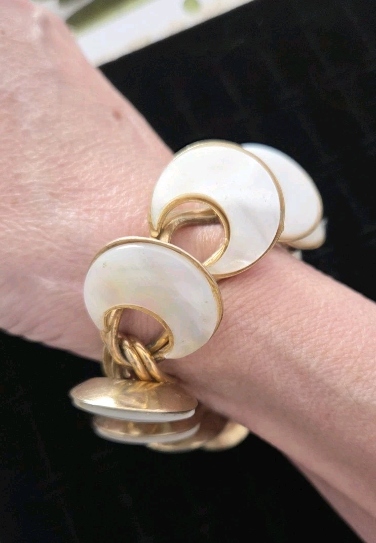 Vintage MCM Gold Tone MOP Bracelet Crescent Moon Panel Safety Chunky Chain 7.75″