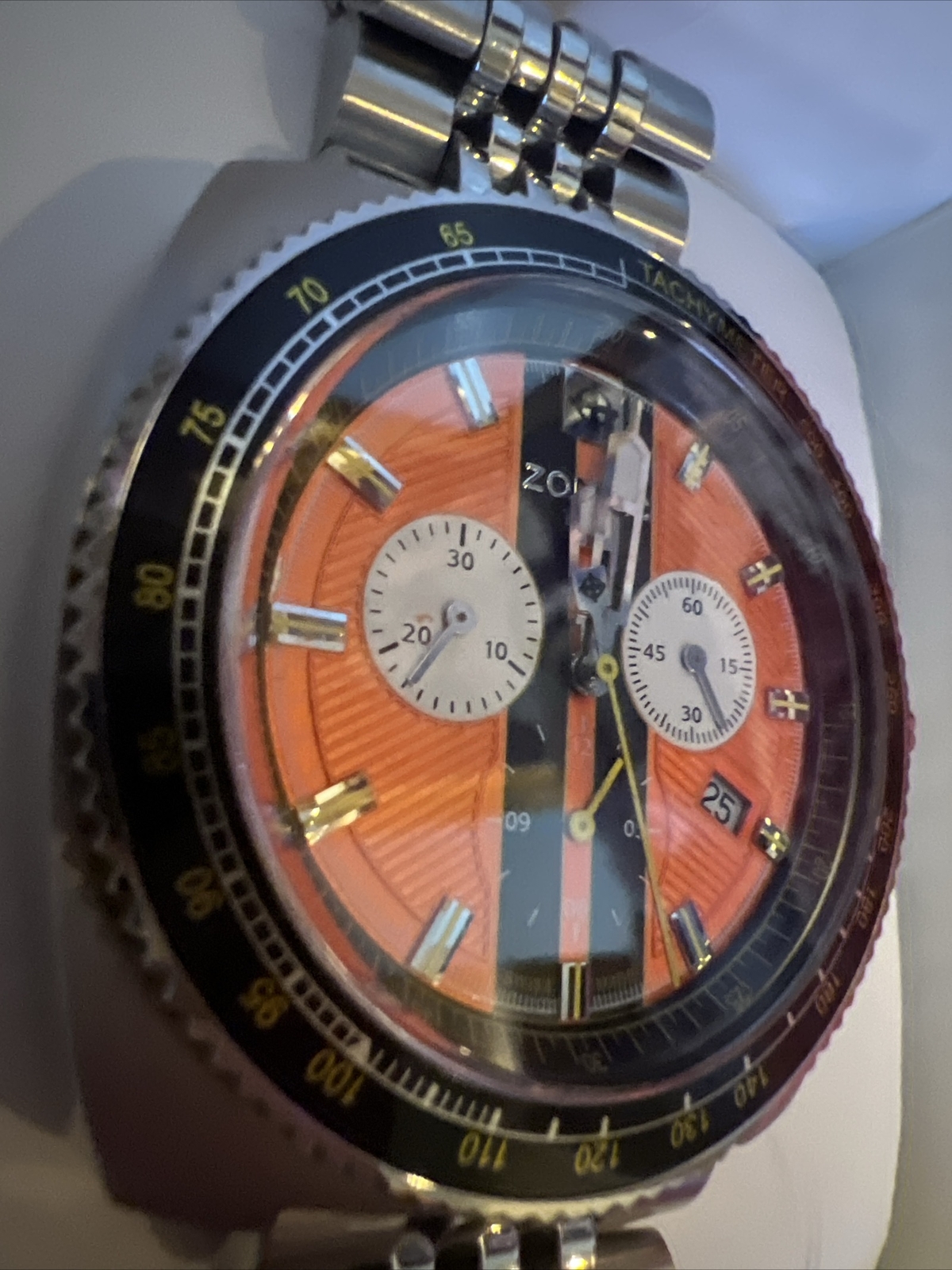ZODIAC SHELBY CORONOGRAPH V8 ORANGE SWISS WATCH with BOX 🤩 MINTY!