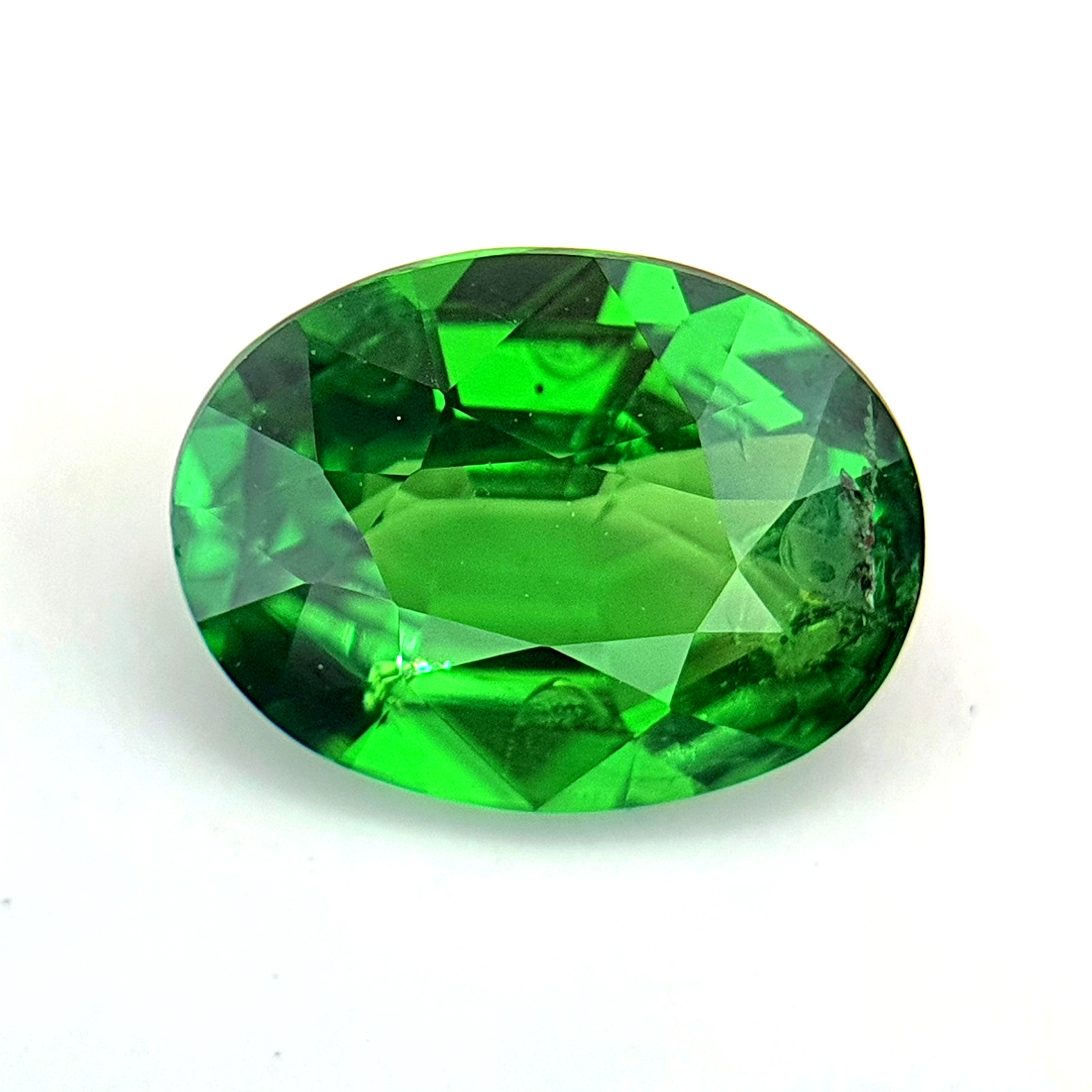1.15 ct Natural Tsavorite Garnet 7.8 x 5.9 Vivid Green Oval gemstone