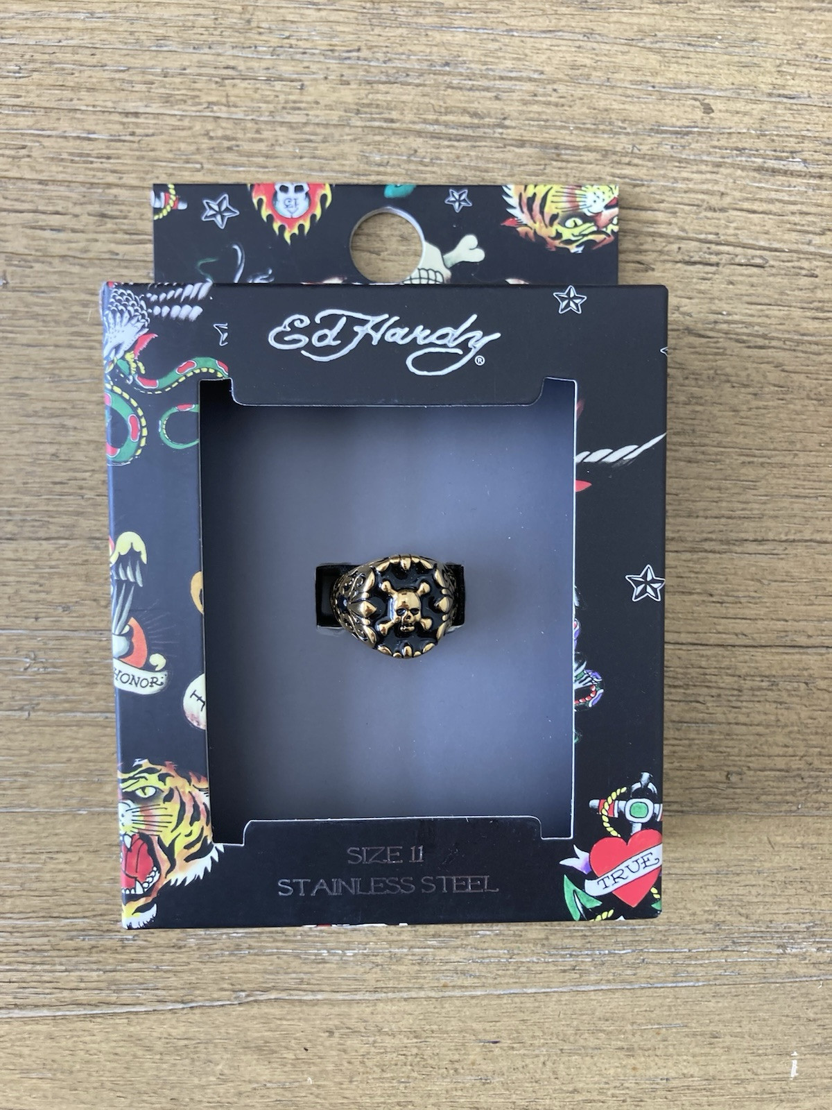 Ed Hardy Skull & Crossbones Stainless Steel Ring Size 11 Black and Gold Tone NIB