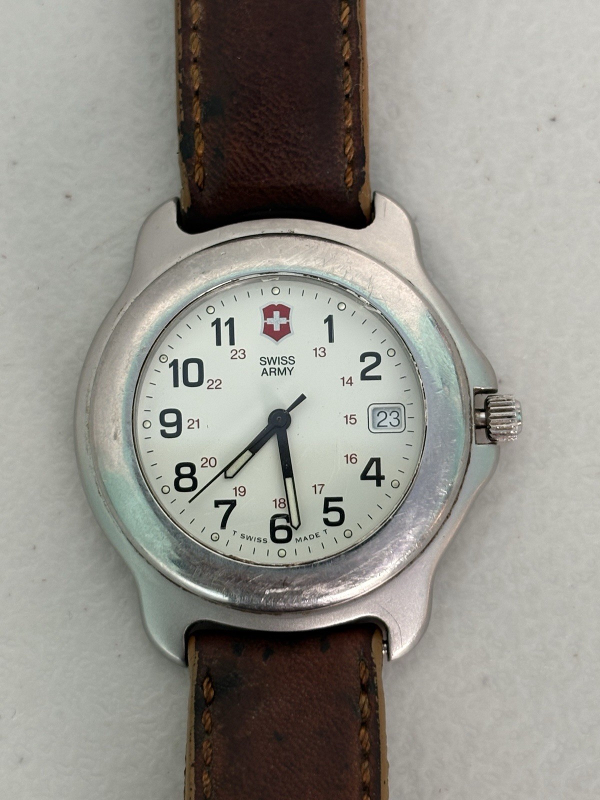 Victorinox Swiss Army Officers Watch 1884 Men’s 24205 Watch 40mm