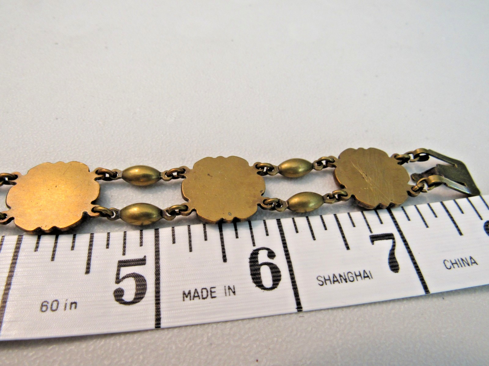 VINTAGE BRASS LION COAT OF ARMS ENAMEL LINK CHARM BRACELET 7 1/2″ FRANCE