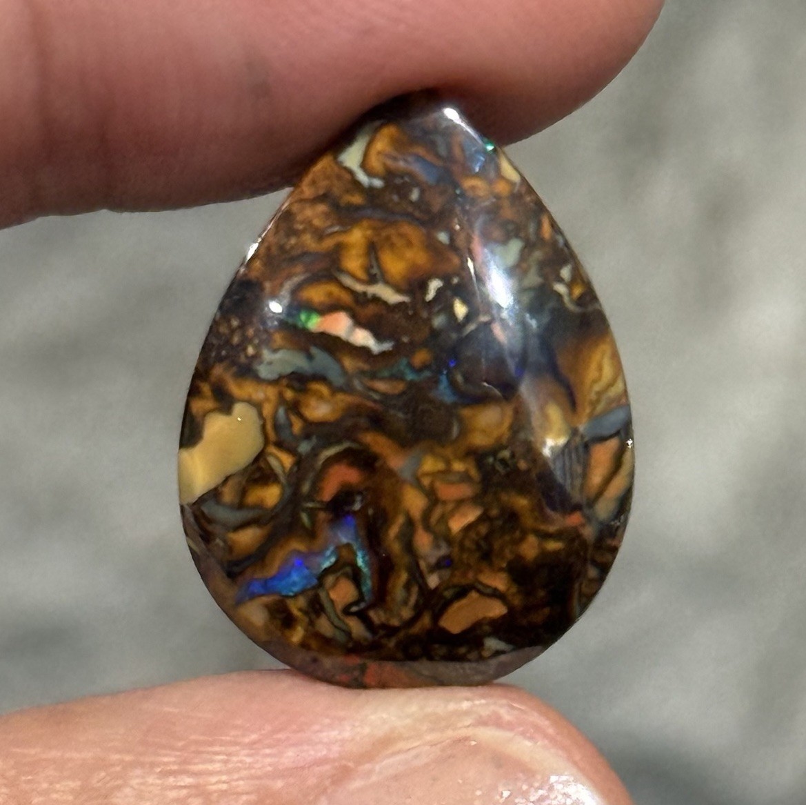 14.2ct 22.3×16.6×4.5mm Colorful Australian Koroit Boulder Opal Drop Cabochon Gem