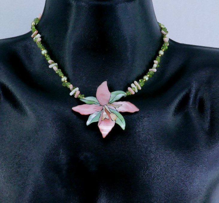 LEE SANDS INLAiD ORCHiD FLOWER EARRiNGS PENDANT 18″ GEMSTONE PEARL NECKLACE SET
