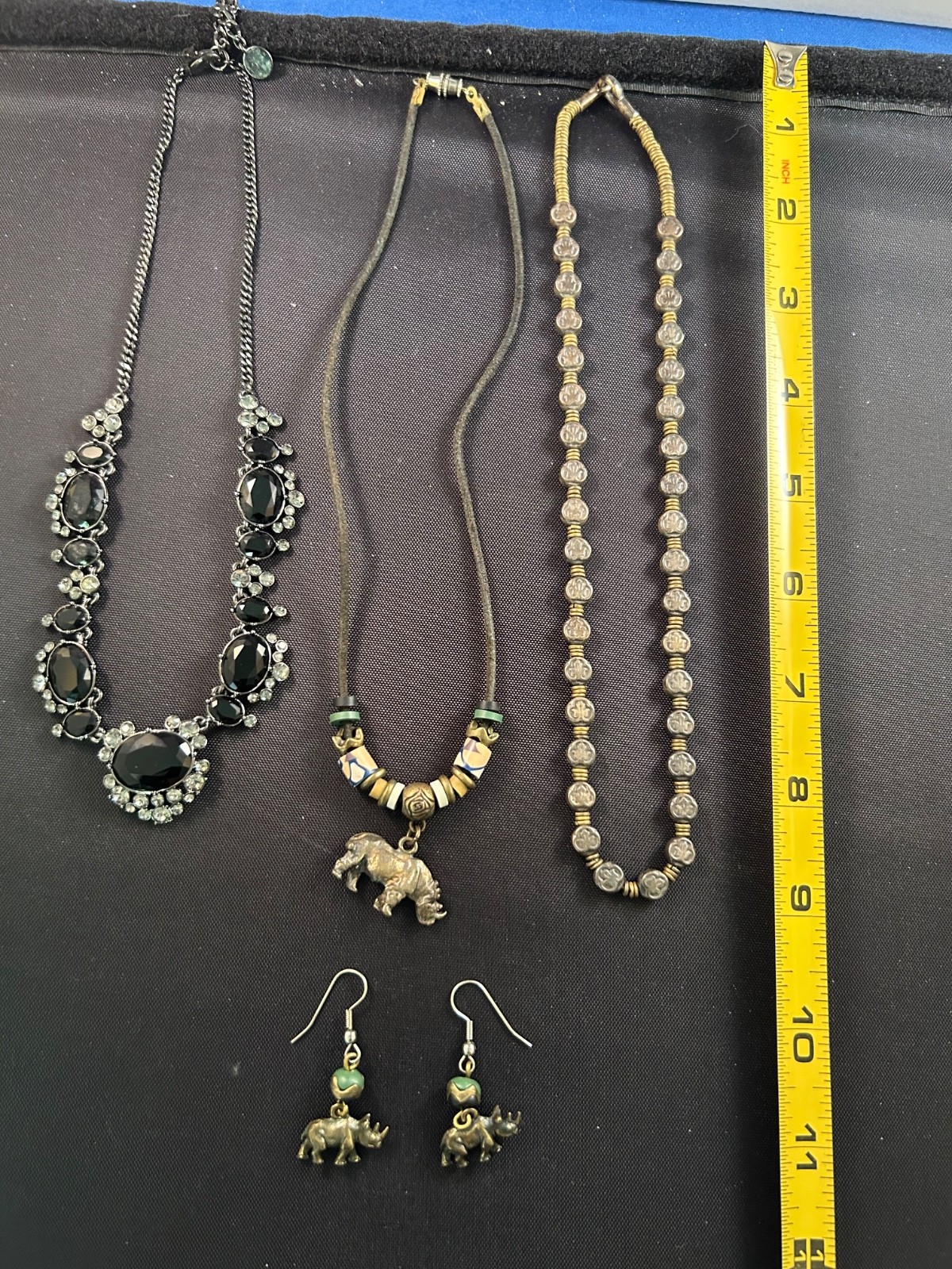 Vintage To Modern Costume Jewelry Lot 100% Wearable Or Resell Necklaces + J26