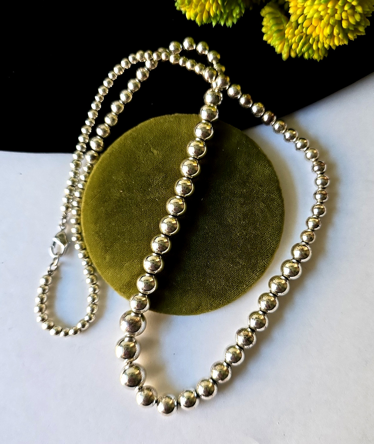 Vintage Silver Plated Metal Graduated Beads 24″L Necklace