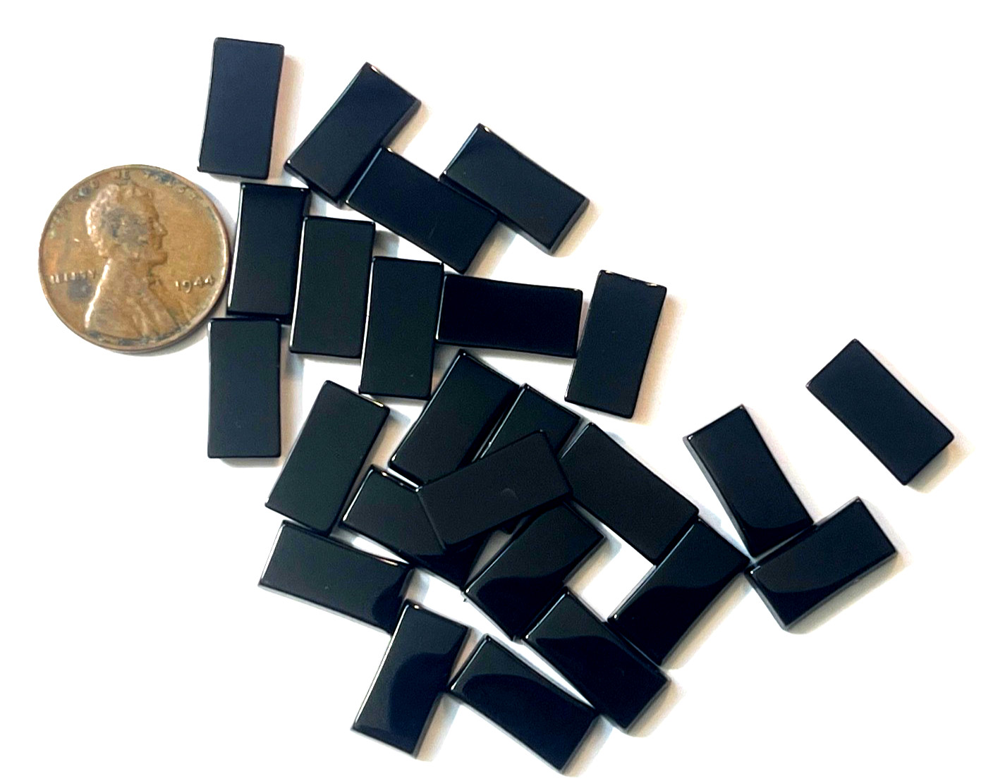 FOUR (4) PIECES BLACK ONYX 14X7 MM RECTANGLE FLAT AS PICTURED BELOW WHOLESALE!!!