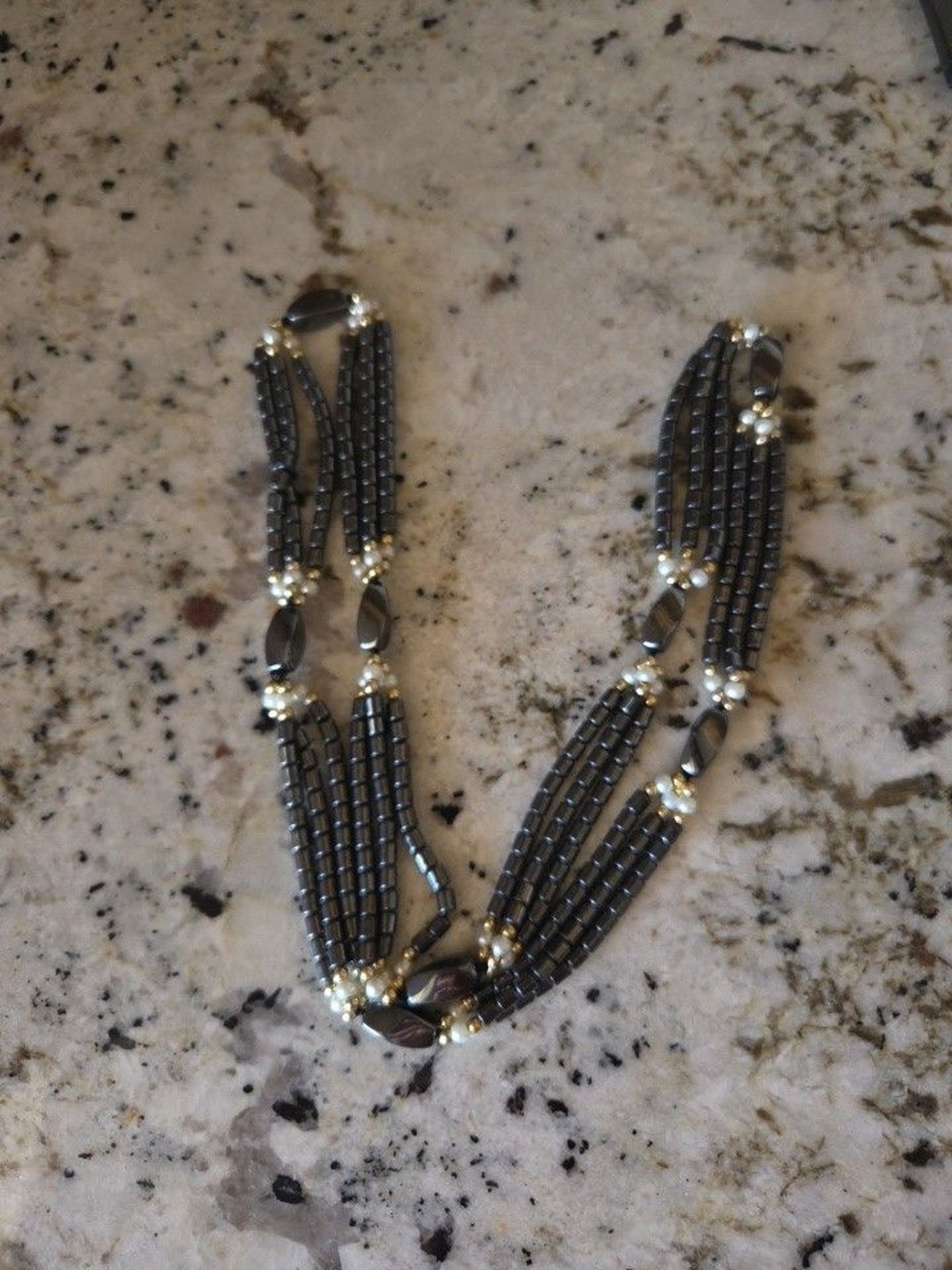 Vintage Hematite and Pearl Beaded Necklace Gray White 36 cm Fashion Jewelry