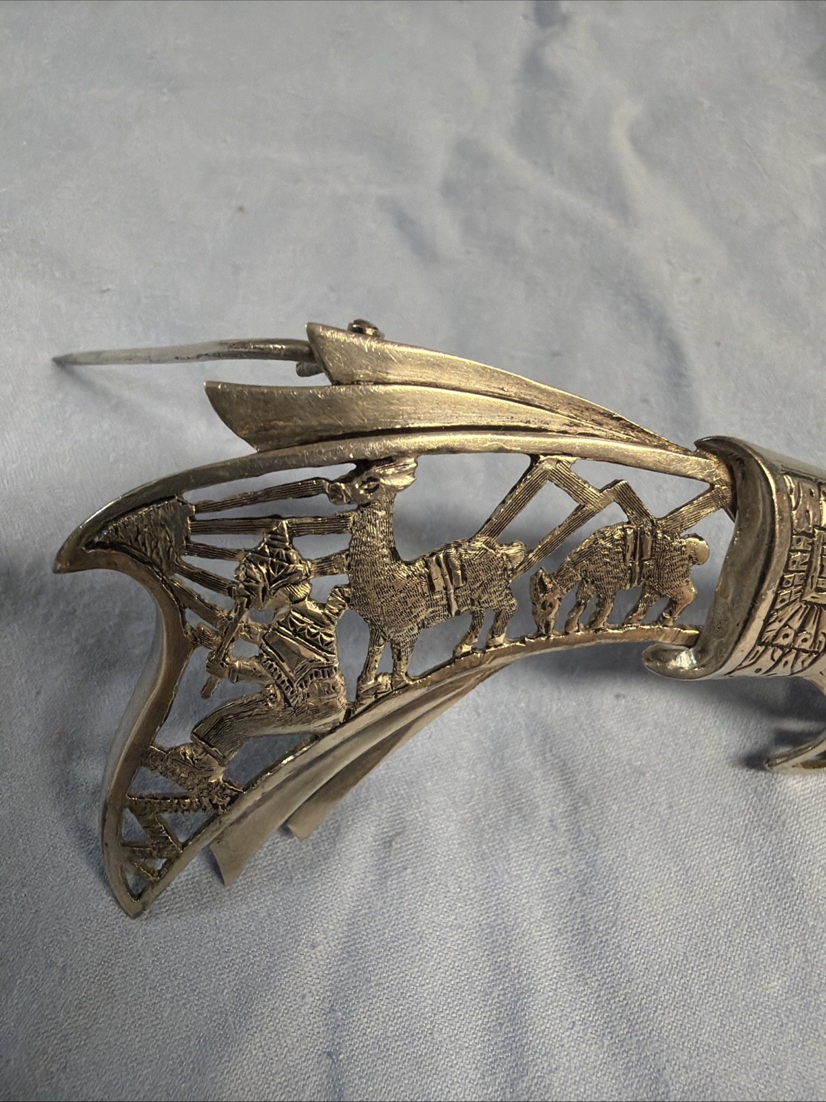 Vintage 1950S Damascene Style Pin From Peru, S America. Sterling Silver 13 G ￼