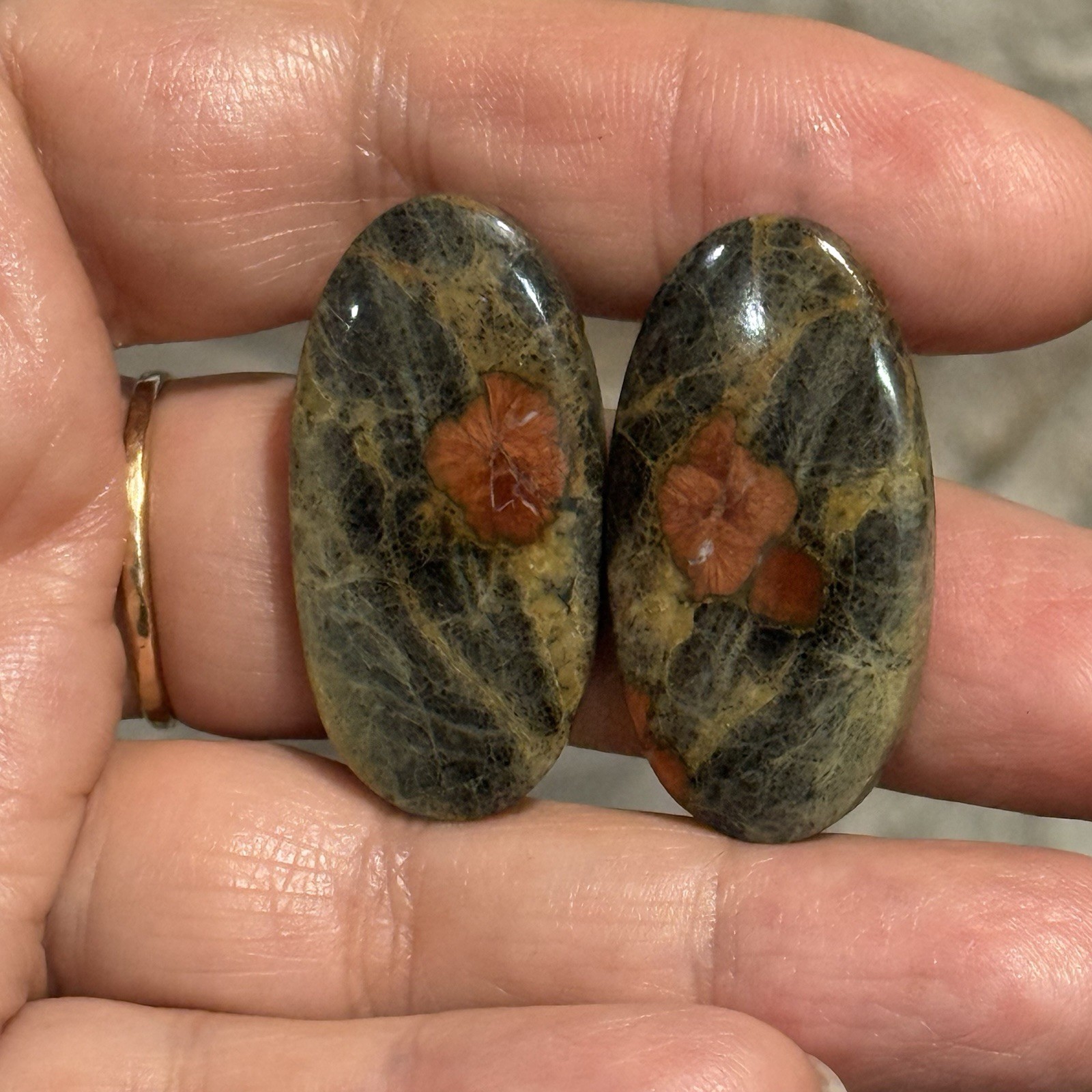 48ct 34.5×17.5×5.3mm Pair Peanut Obsidian Oval Cabochons Poppy Picture Stones