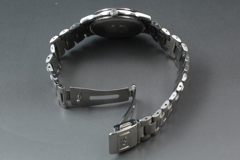 Grand Seiko Quartz Men’s Watch SBGF013 2001 Made in Japan From Japan