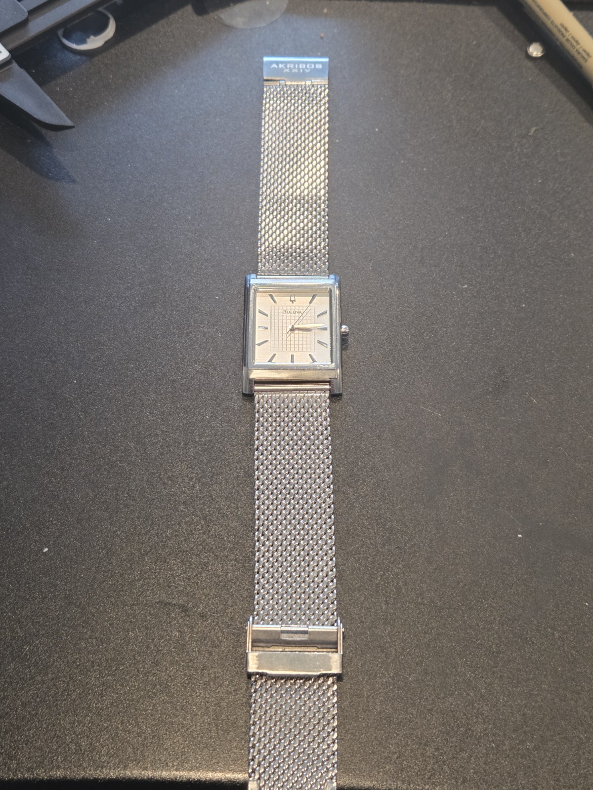 Bulova Men’s Dial Thin Tank Watch Accutron C8337706 Other Mesh Band EUC C202