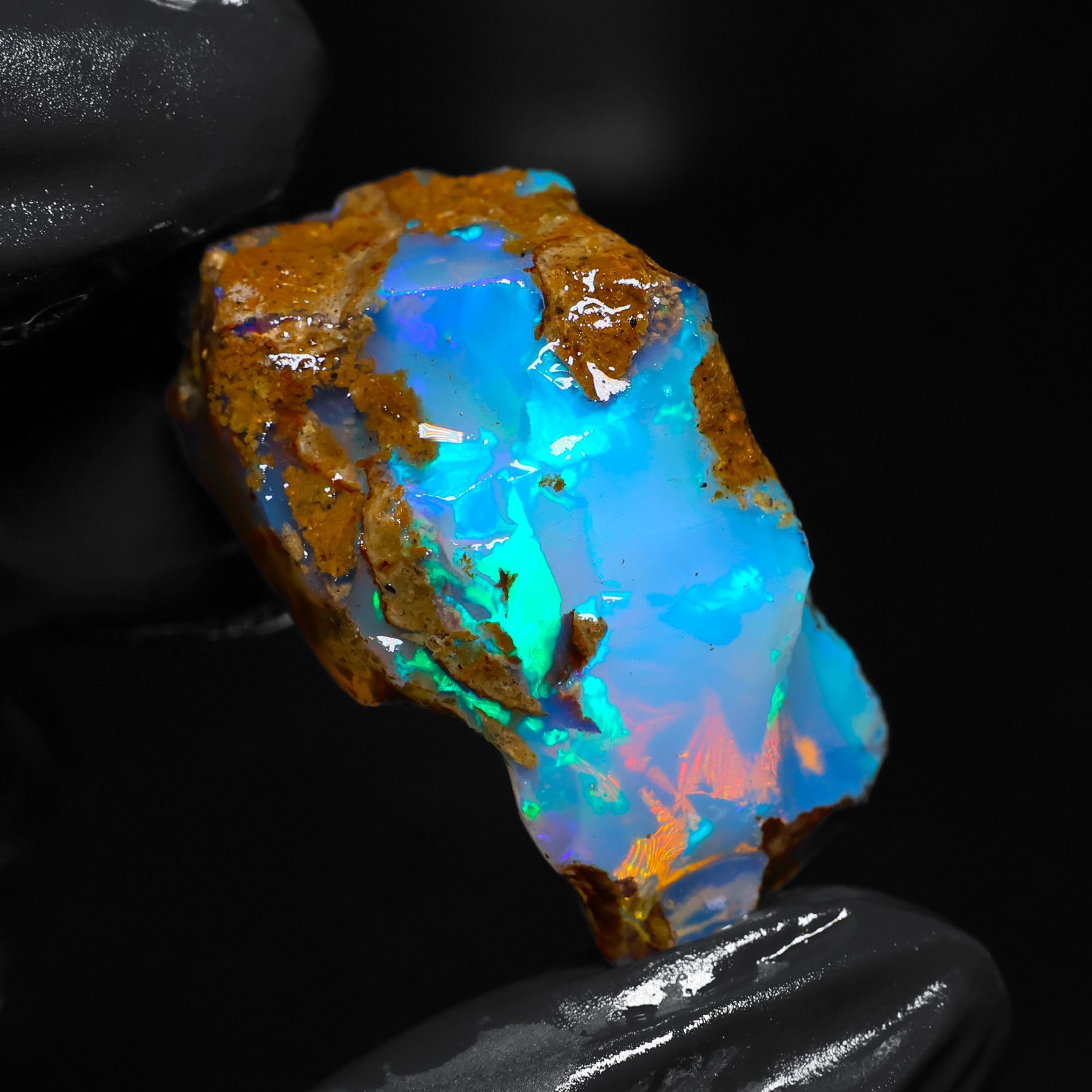 Natural Ethiopian Welo Opal Rough 47.45 Ct Gemstone – Bright Play of Color Fire