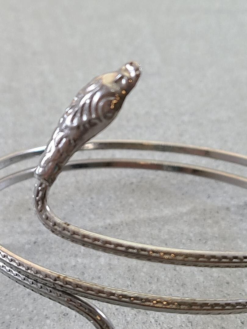 Cleopatra Egyptian Style Silver Tone Coiled Snake Armband Bracelet Free Ship