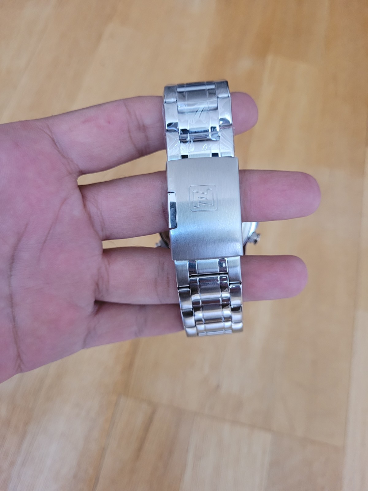 NAVIFORCE New Stylish Dual Display Watch in Stainless Steel For Men