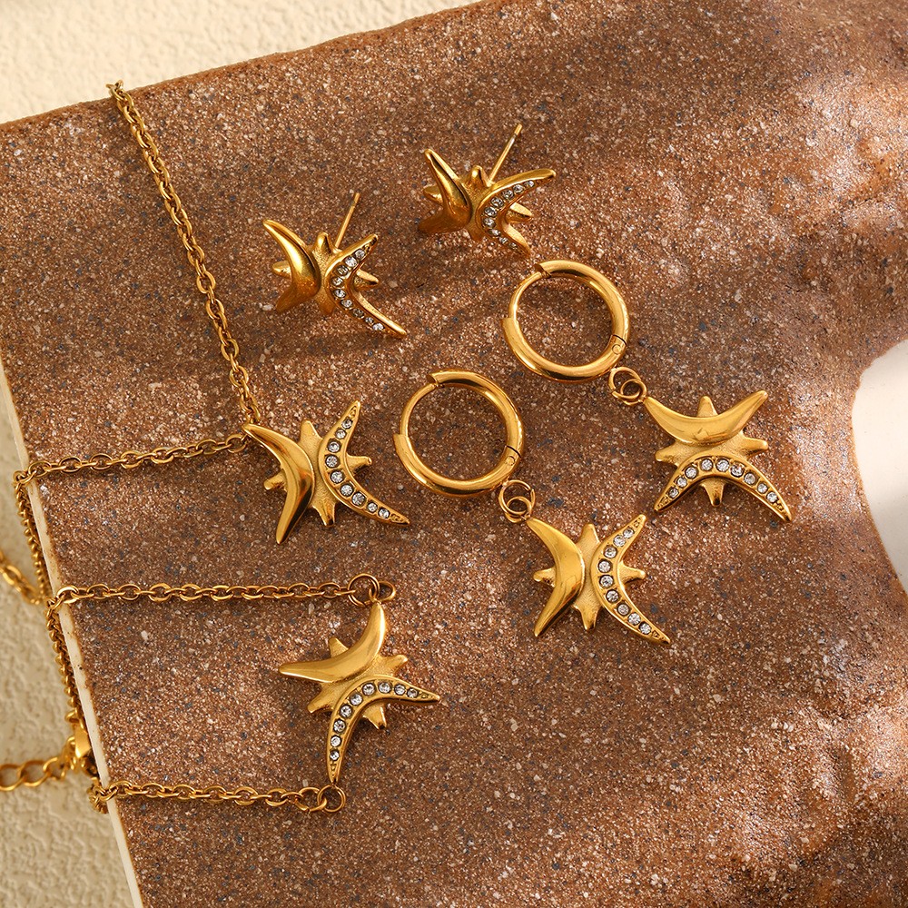 18K Gold Plated Stainless Steel Eight Pointed Star Cubic Zirconia Jewelry Set