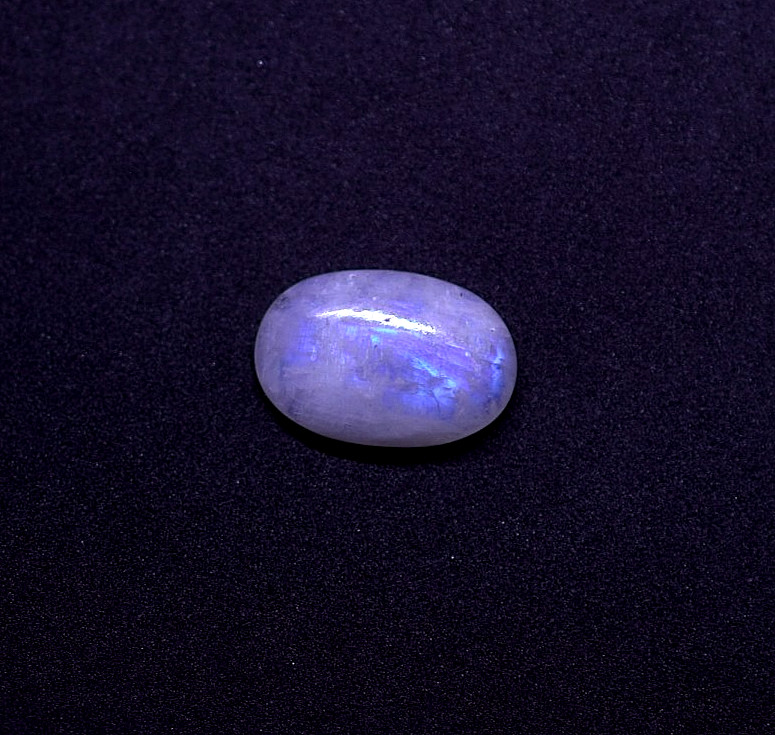 24 Ct Natural Blue Shine Rainbow Moonstone Oval Cabochon Gemstone 25x17x6 mm