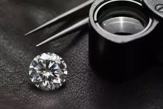 2.45 CT Natural White Diamond Round Cut 9 MM VVS1 D Grade IDGL Certified A3