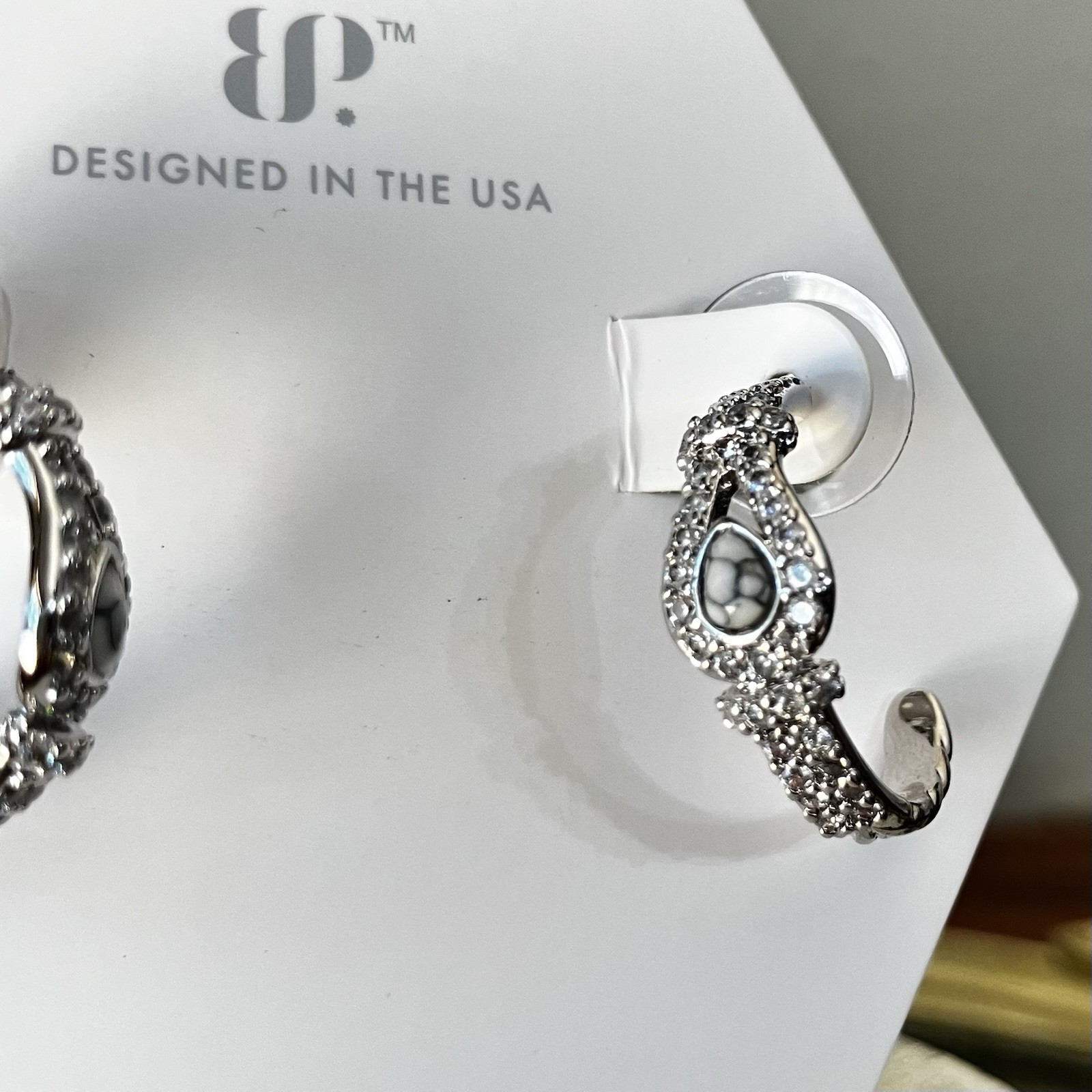 Bomb Party OG Earrings “Serving Looks” Howlite Hoops On Rhodium ER49507