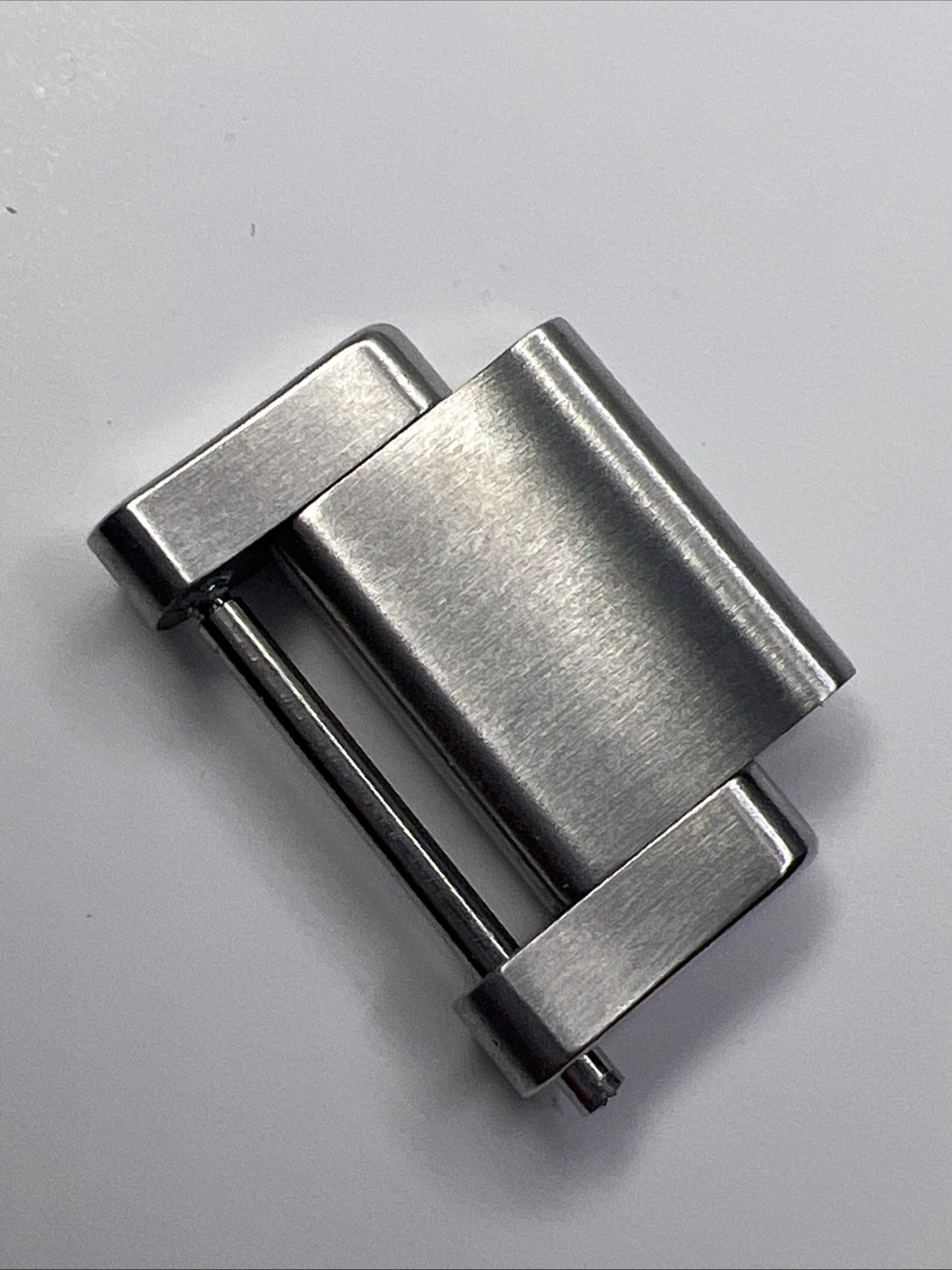 Authentic Tudor 18mm Steel Link w/ Pin Screw For Black Bay 41 M79540