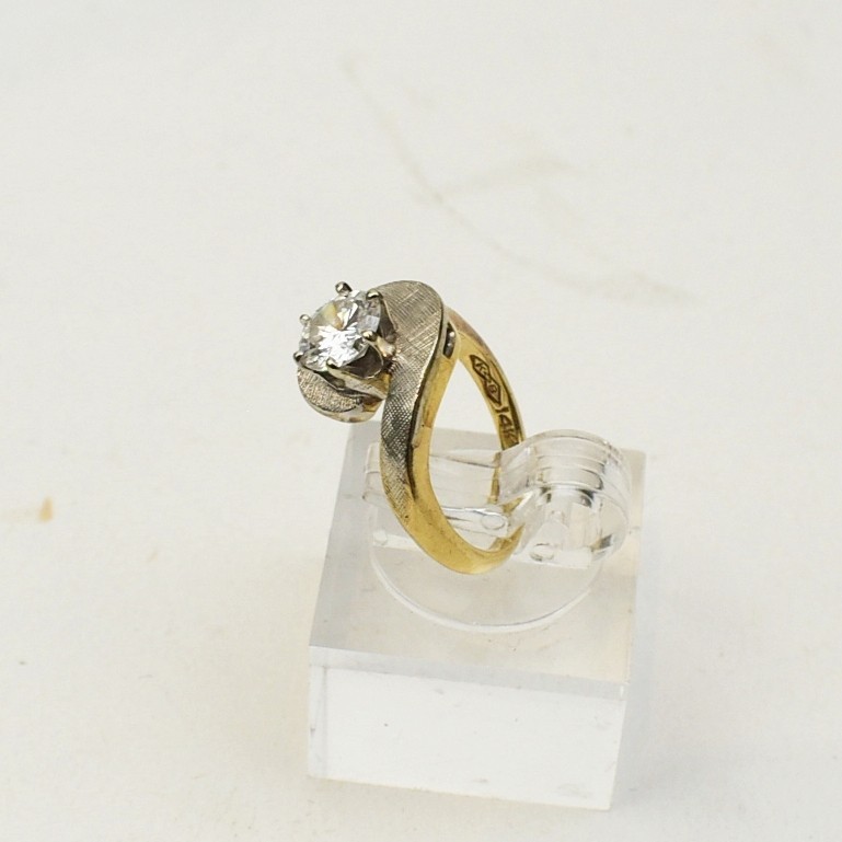 Vintage Solitaire Earth Mined Diamond 0.70 ct. 0.70ct. Ring in 14k